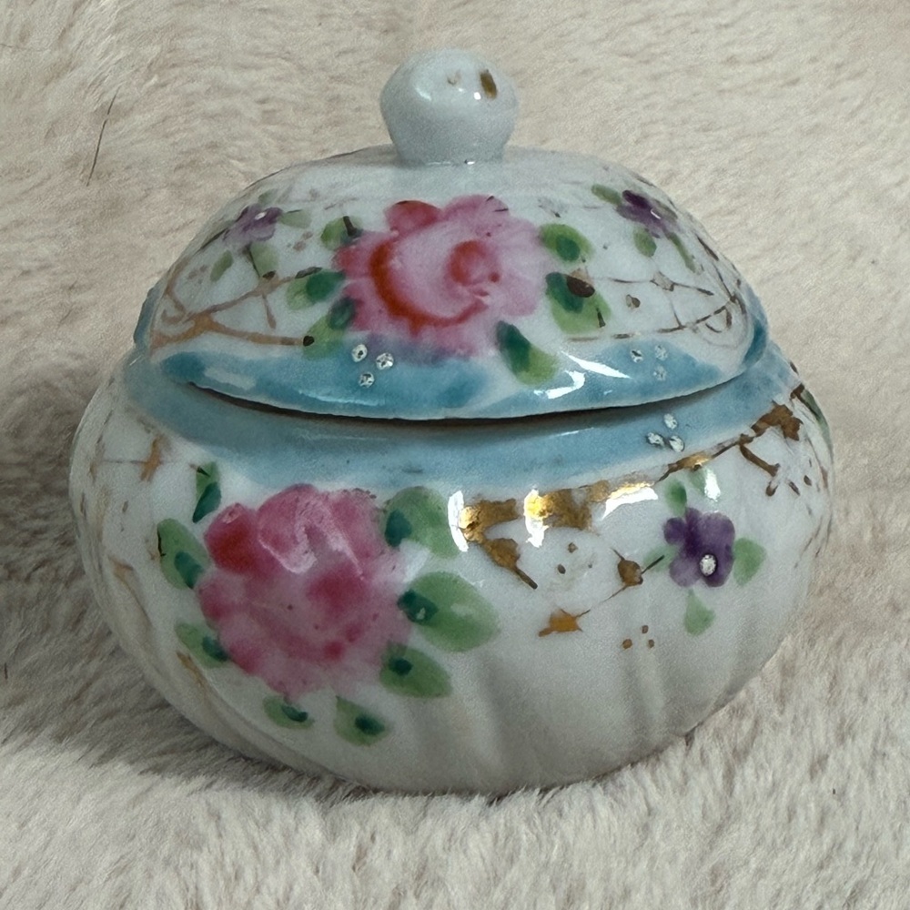 Antique Victorian Porcelain Floral Hair Receiver / Trinket Box – Made in Japan